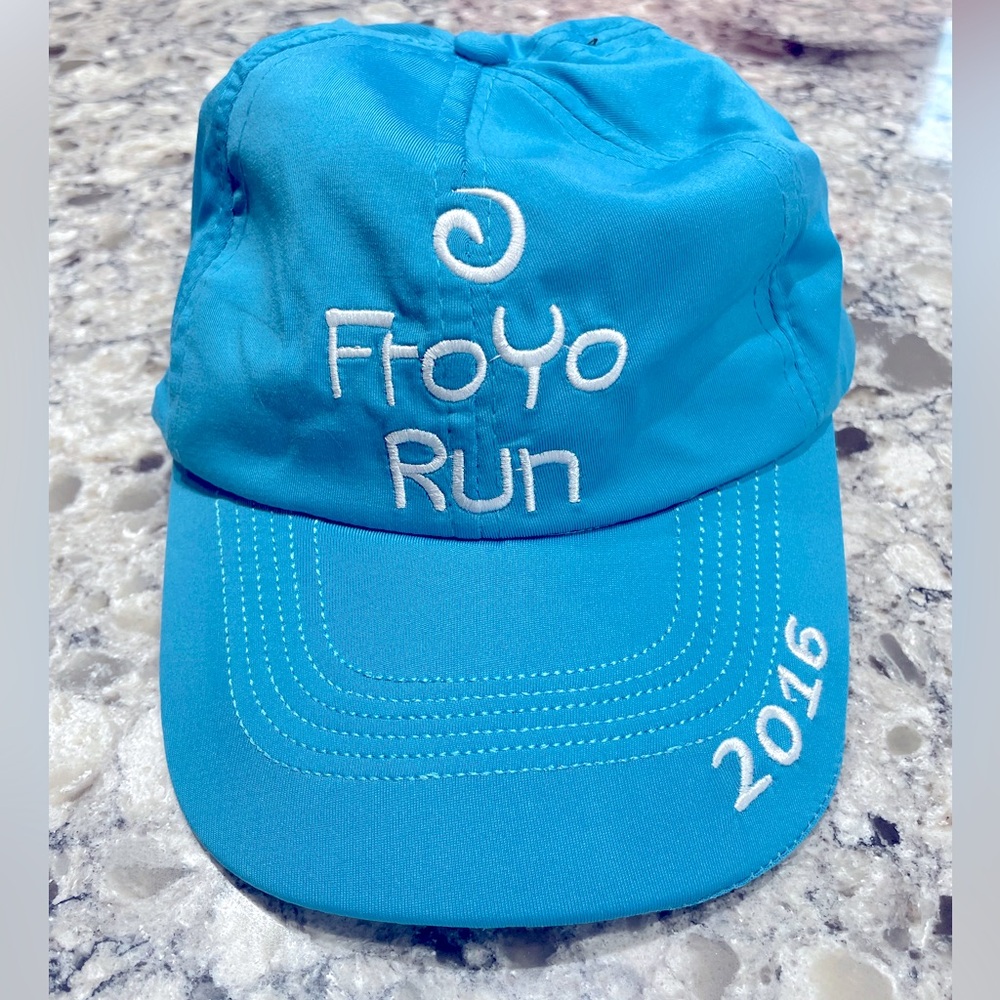 FroYo Running Hat